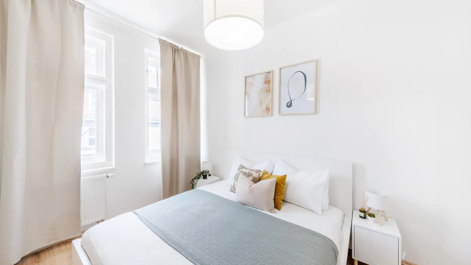 Apartman Peaceful 1 Bedroom Spot With Fast Public Transit Access By Rentero Prága Csehország
